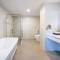 Отель Paracel Beach Hotel