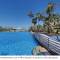 Отель Le Meridien Mina Seyahi Beach Resort & Marina