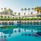 Отель Le Meridien Dubai Hotel & Conference Centre