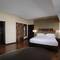 Отель Pullman Phuket Karon Beach Resort
