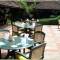 Отель Indian Ocean Beach Club