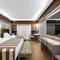 Отель Utopia World Hotel