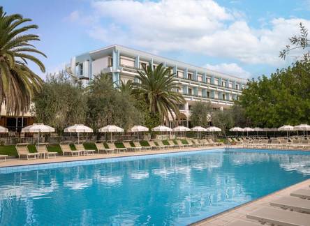 Отель UNAHOTELS Naxos Beach Sicilia