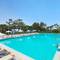 Отель Iberostar Club Cala Barca