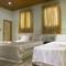 Отель Zest Cabana
