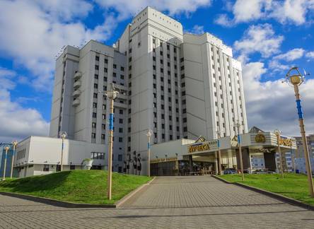 Отель Hotel Complex Luchesa