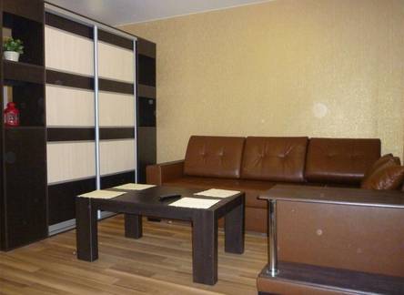 Отель Studio Apartment on Pobedy Square