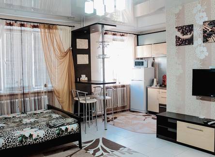 Отель Apartments on Suvorova 19