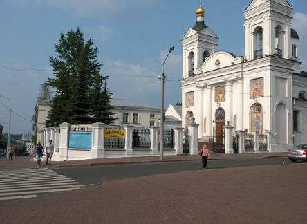 Отель Apartments on Khmelnitskogo