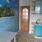 Отель Apartment on 8 vulica Uryсkaha