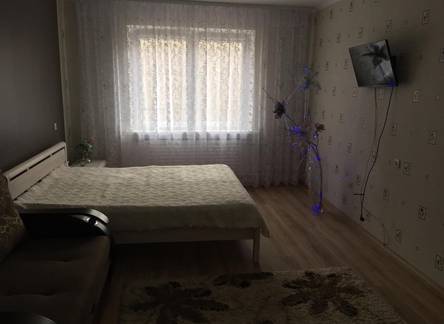 Отель Apartments on Suvorova