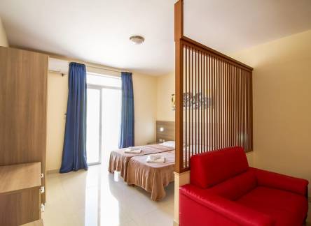 Отель ST Blubay Hotel & Apartments