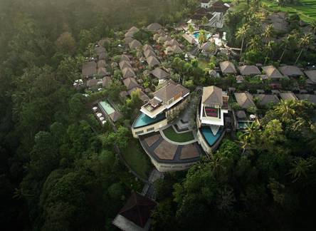 Отель Kamandalu Ubud