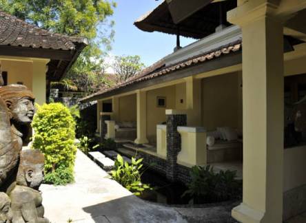 Отель Mimpi Resort Tulamben
