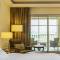 Отель The Westin Dubai Mina Seyahi Beach Resort & Marina
