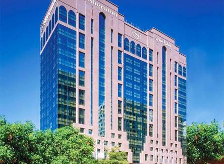 Отель Sheraton Khalidiya Hotel