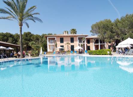 Отель Blau Colonia Sant Jordi Resort & Spa