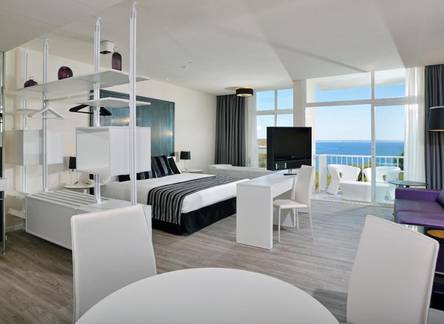 Отель Melia South Beach