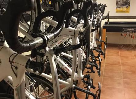 Отель Melia Girona