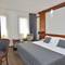 Отель Melia Girona