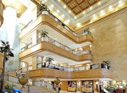 Отель Crowne Plaza Qingdao