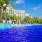 Отель Ocean View Resort Yalong Bay