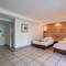 Отель Palm Beach Resort & Spa Sanya