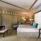 Отель Movenpick Grand Al Bustan