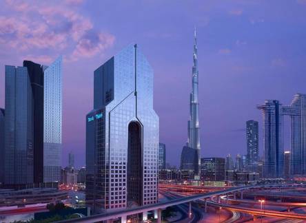 Отель Dusit Thani Dubai