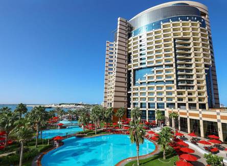 Отель Khalidiya Palace Rayhaan by Rotana
