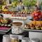 Отель Movenpick Hotel Bur Dubai