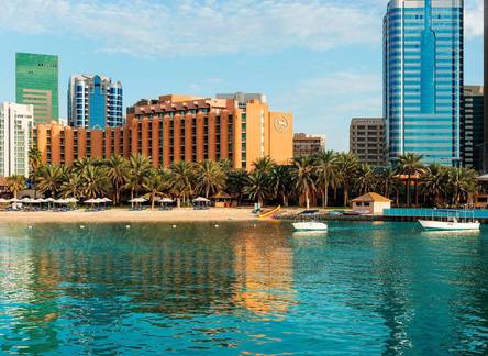 Отель Sheraton Abu Dhabi Hotel