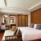 Отель Aonang Cliff Beach Resort