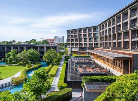 Отель Hua Hin Marriott Resort & Spa