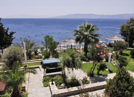 Отель CNT Beach