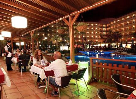 Отель Golden Bahia de Tossa & Spa