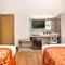 Отель Microtel by Wyndham Boracay
