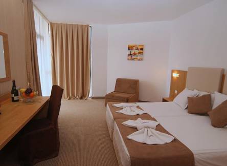 Отель Zenith Hotel