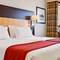 Отель EPIC SANA Marques Hotel