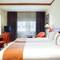Отель Holiday Inn Thessaloniki
