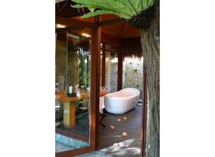 Отель Mandala Spa & Resort Villas