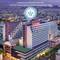 Отель The Twin Towers Hotel