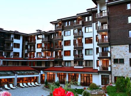 Отель St George Ski & Holiday