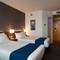 Отель Holiday Inn Express Lisbon Airport