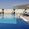 Отель Avani Deira Dubai Hotel