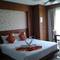 Отель Green Harbor Hotel & Service Apartment