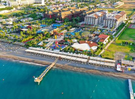 Отель CRYSTAL FAMILY Resort & SPA