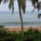 Отель Roy Villa Beach Hotel