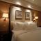 Отель The Lake View Hotel Beijing