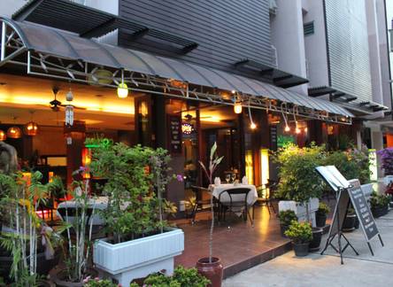 Отель Hemingway's Hotel Patong Beach